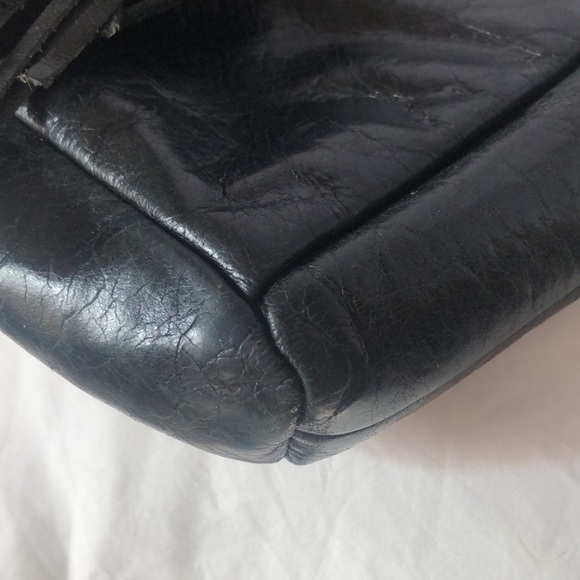 ELLIOT LUCCA black buttery soft 100% leather crossbody. Black tassels in front. - Picture 10 of 15